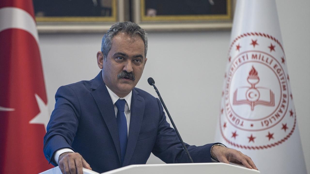 Bakan Özer’dan atama açıklaması