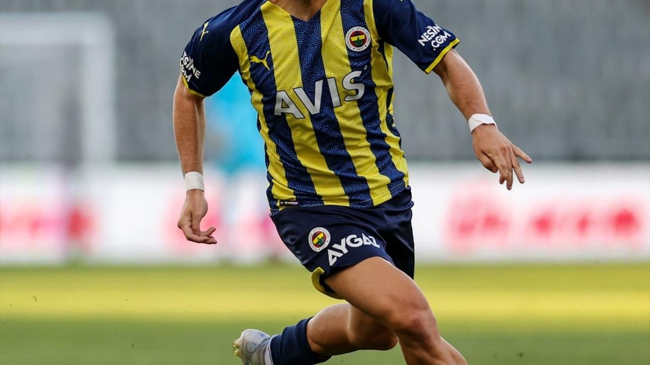 Emre Mor ilk maçında göz doldurdu