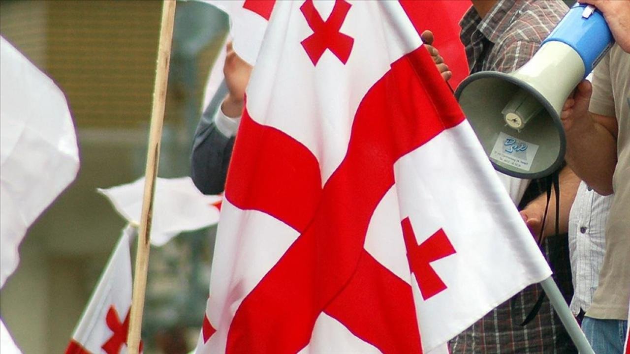 Güney Osetya’da, Rusya’ya katılma referandumu askıya alındı