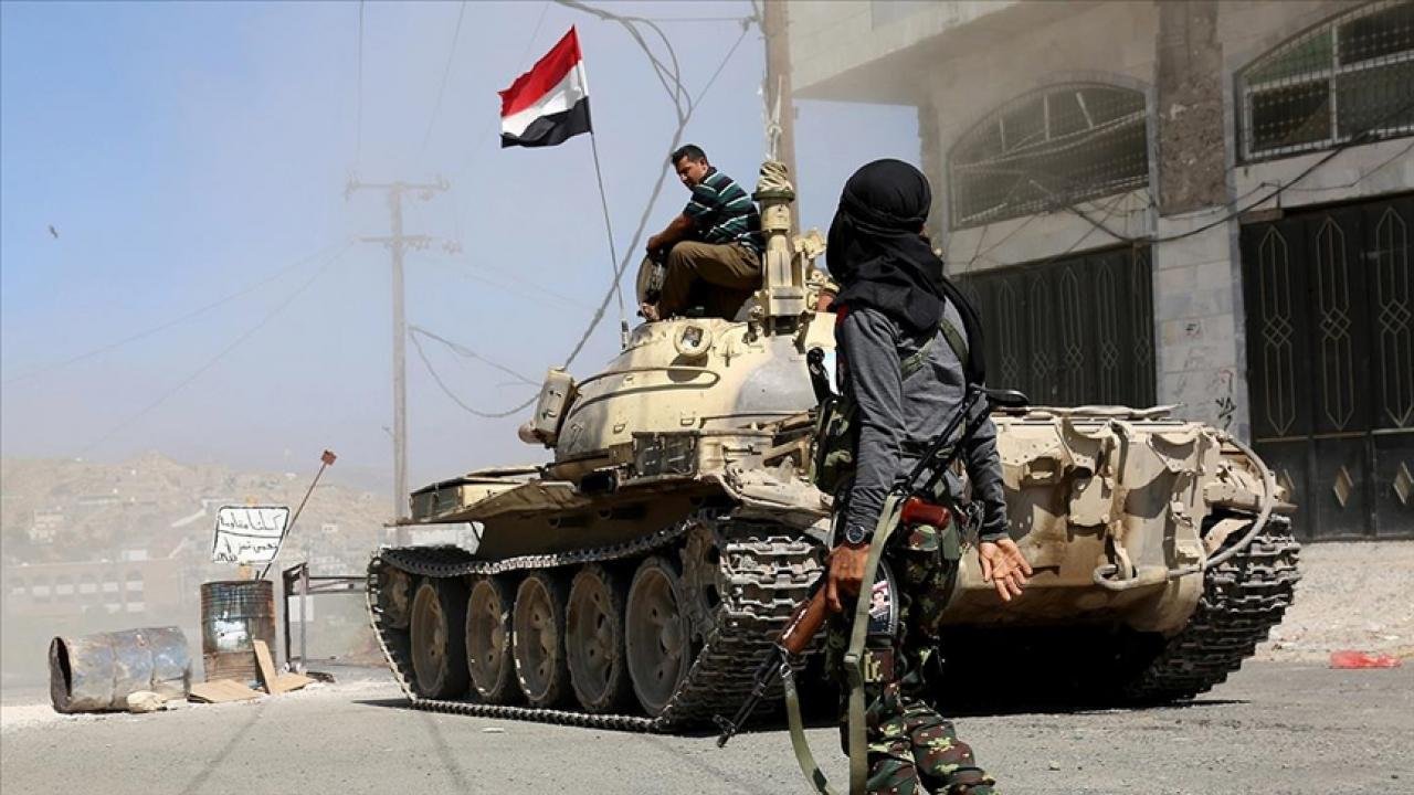 Husilerin ablukası, Yemen’in Taiz kenti sakinlerini isyan ettirdi