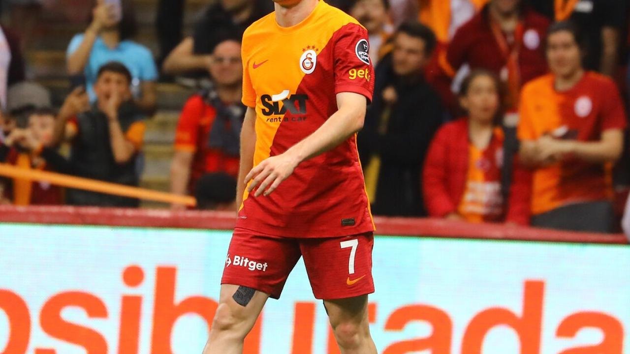 Kerem Aktürkoğlu gemileri yaktı! Ayrılıyor…