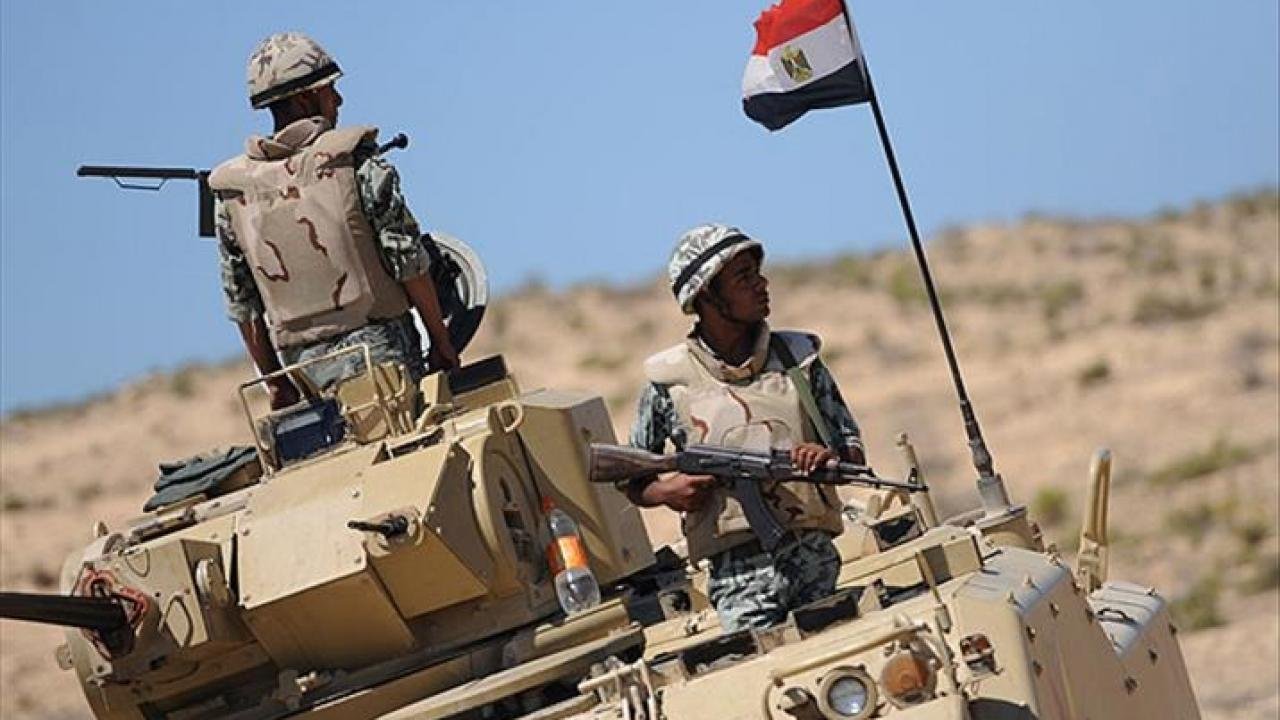 Mısır ordusu: Sina Yarımadası’ndaki operasyonda silahlı 10 kişi öldürüldü