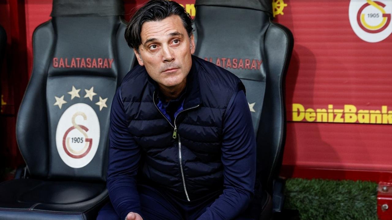 Montella’dan Yunus Akgün açıklaması! Mourinho ile görüştü mü?