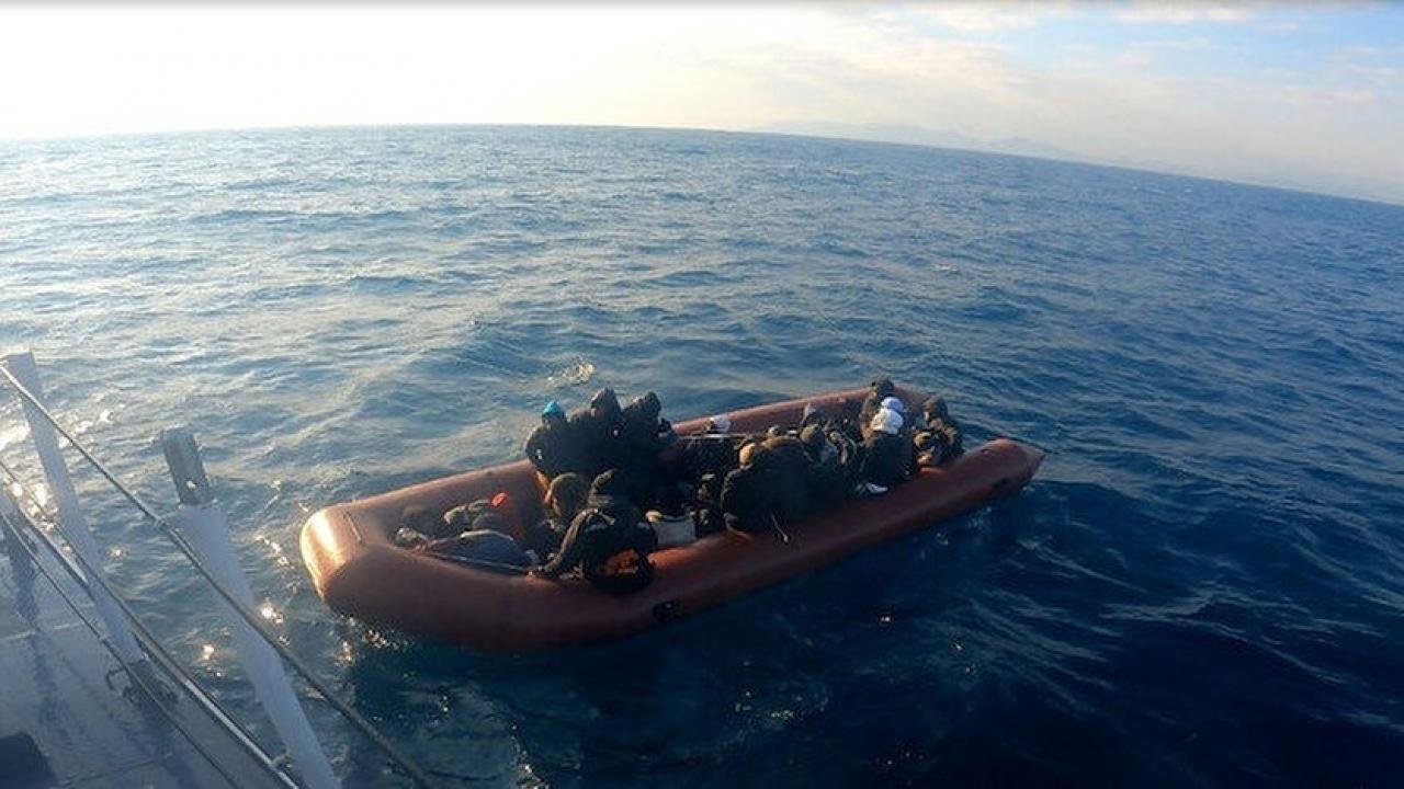 Türk Sahil Güvenliği 8 bin göçmeni ölümden kurtardı