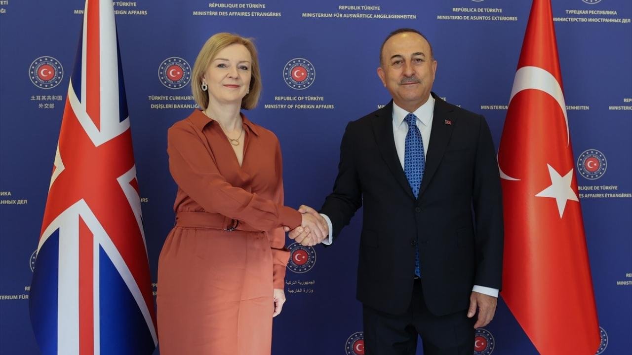 Türkiye ve İngiltere’den tahıl koridoruna dair açıklama