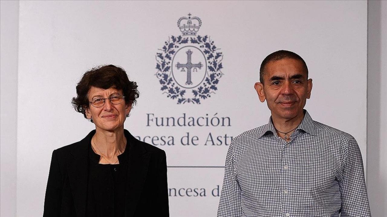 Uğur Şahin ve Özlem Türeci’den umut veren kanser aşısı çalışması