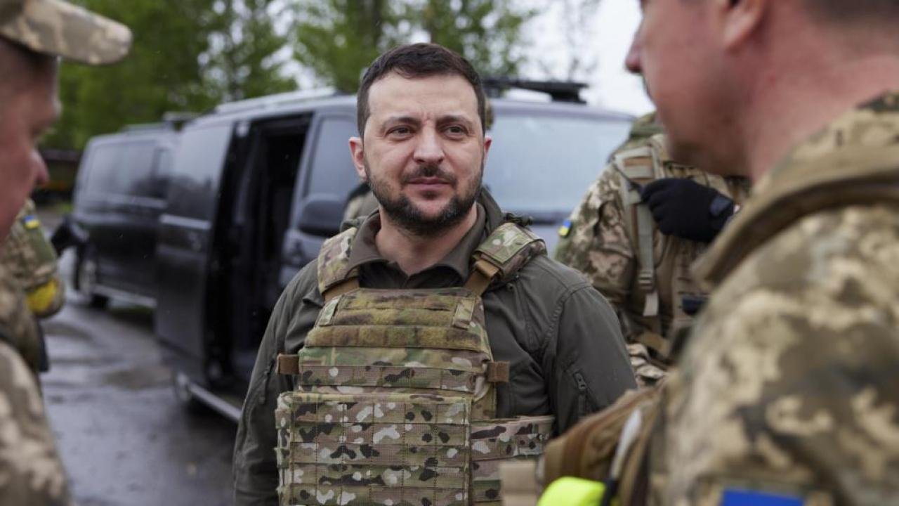 Ukrayna Devlet Başkanı Zelenskiy, Zaporijya’yı ziyaret etti