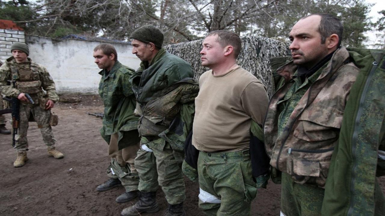 Ukrayna ile Rusya arasındaki savaşta en büyük esir takası