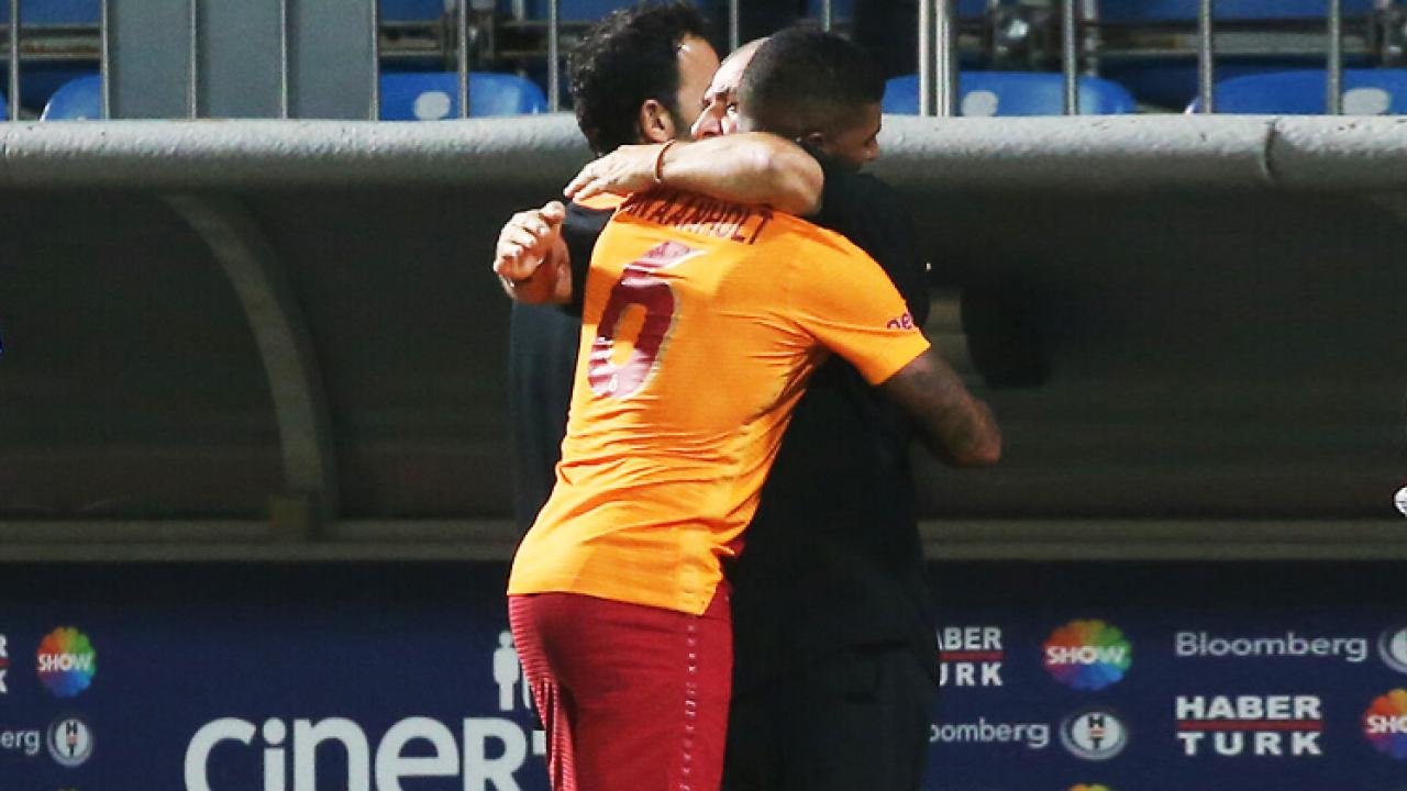 Van Aanholt’tan, Fatih Terim itirafı!