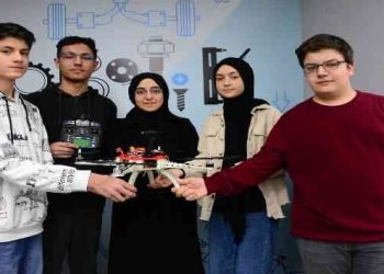 Başiskele’de, Lise Öğrencileri Dron Üretti