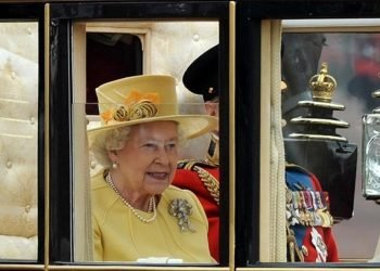 6 Arap ülkesi Kraliçe için yas ilan etti