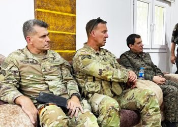 ABD’li komutandan, terör örgütü SDG ve lideri Mazlum Kobani’ye ziyaret