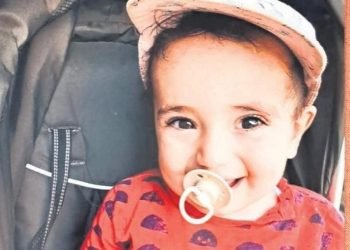 Almanya’da skandal karar: Emir’i eşcinsel çifte verdiler