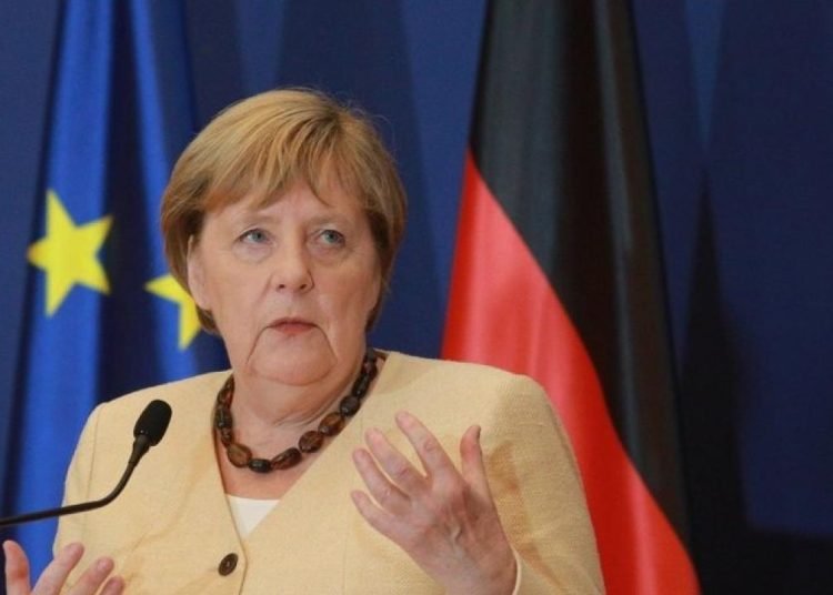 Angela Merkel’e UNESCO Barış Ödülü