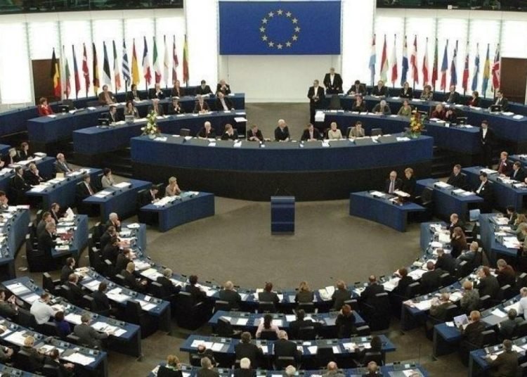 Avrupa Parlamentosu’ndan Macaristan kararı