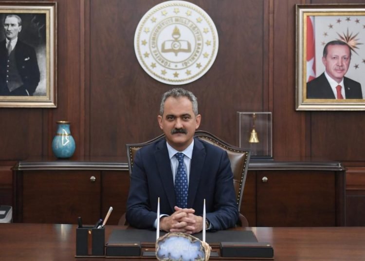 Bakan Özer’den yeni eğitim öğretim yılı mesajı