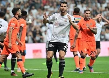 Beşiktaş’a sahasında Başakşehir engeli