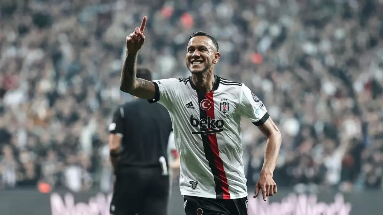 Beşiktaş’ta Josef bireysel idmanlara başladı