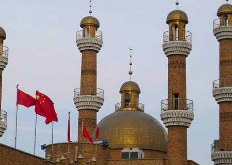 Çin’den Kur’an eğitimi veren Uygur imamına 10 yıl hapis