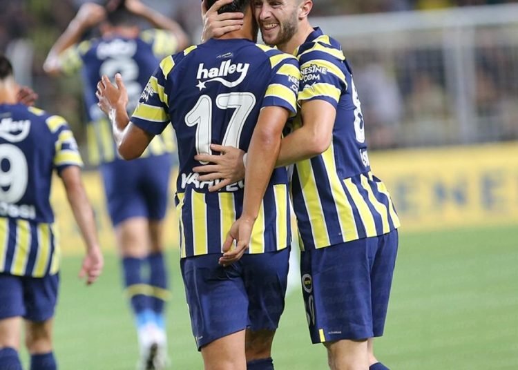 Fenerbahçe’de İrfan Can Kahveci geri döndü