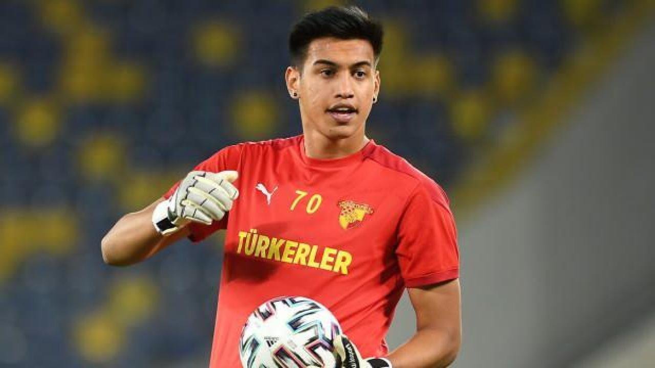 Fenerbahçe’den bir transfer daha! İstanbul’a geldi…