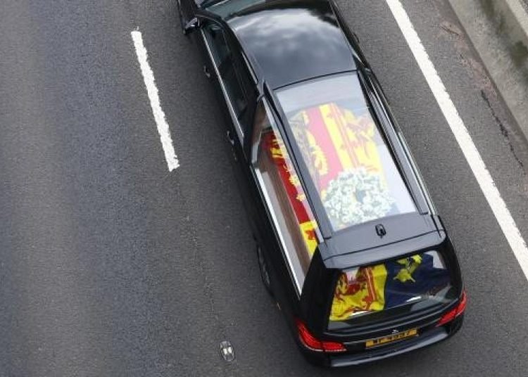 Hindistan ve Avustralya 2. Elizabeth’in ölümü dolayısıyla ulusal yas ilan etti