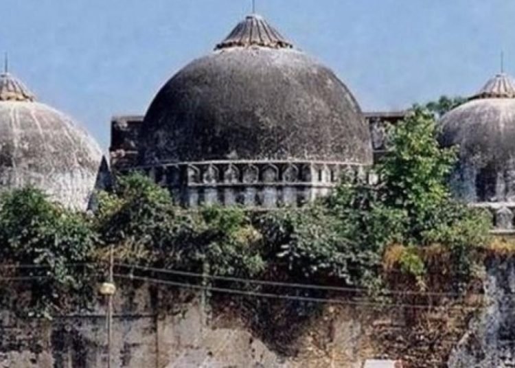 Hindistan yargısından tepki çeken cami kararı: Davaları kapattı