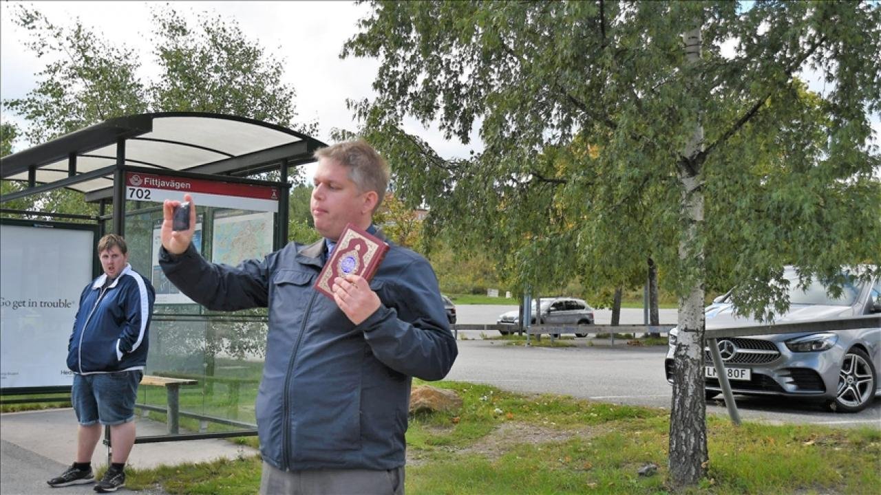 Irkçı Paludan’ın Kur’an-ı Kerim yakma provokasyonu İsveç’e 43 milyon krona mal oldu