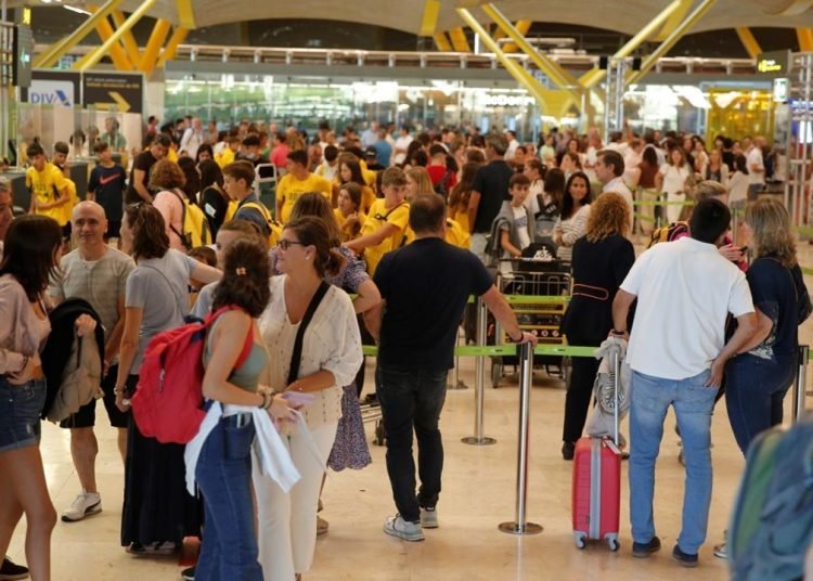 İspanya’da hava yolu şirketlerindeki greve Iberia Express de eklendi