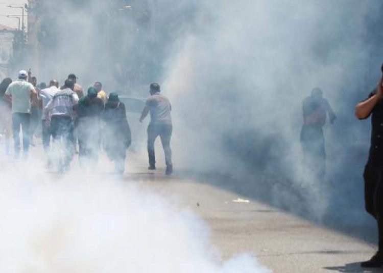 İsrail güçleri 16 Filistinliyi yaraladı