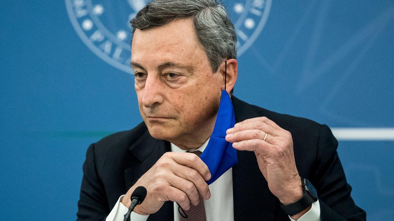 İtalya Başbakanı Draghi’nin ikinci istifası kabul edildi!