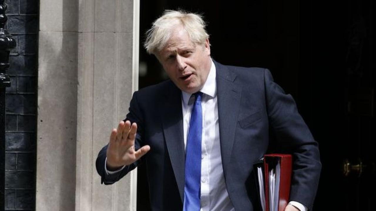 Johnson’dan Zelenskiy’e: Sen bir kahramansın