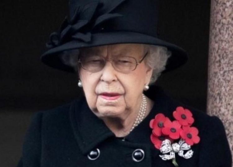 Kraliçe, 2085’e kadar açılmayacak mektup bırakmış