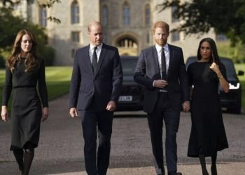 Markle ve Prens Harry, uzun bir aradan sonra Prens William ve Middleton ile bir arada