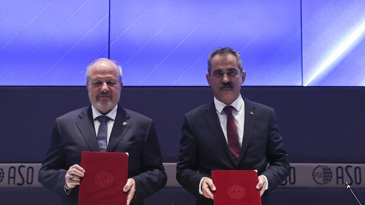 MEB ile ASO meslek liselerinin geliştirilmesi için iş birliğine imza attı