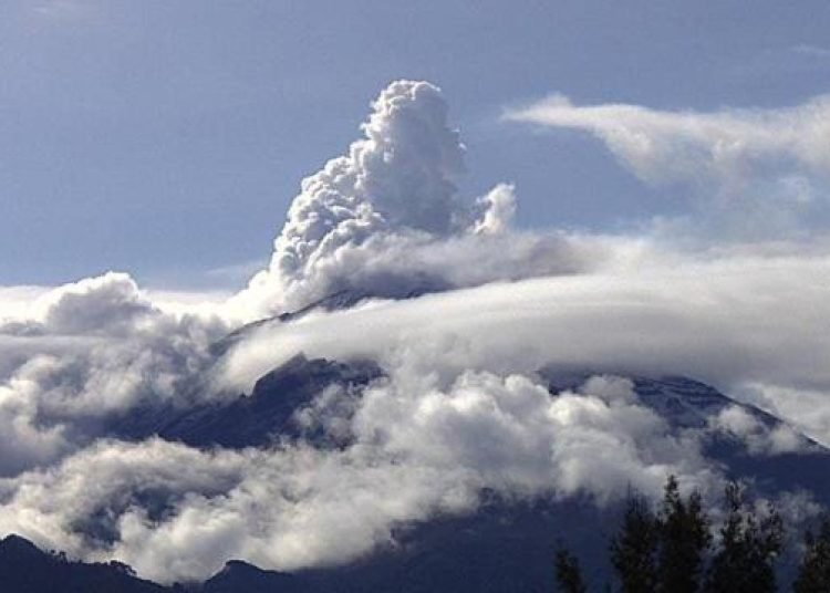 Meksika’daki Popocatepetl Yanardağı’nda son 8 günde üçüncü patlama