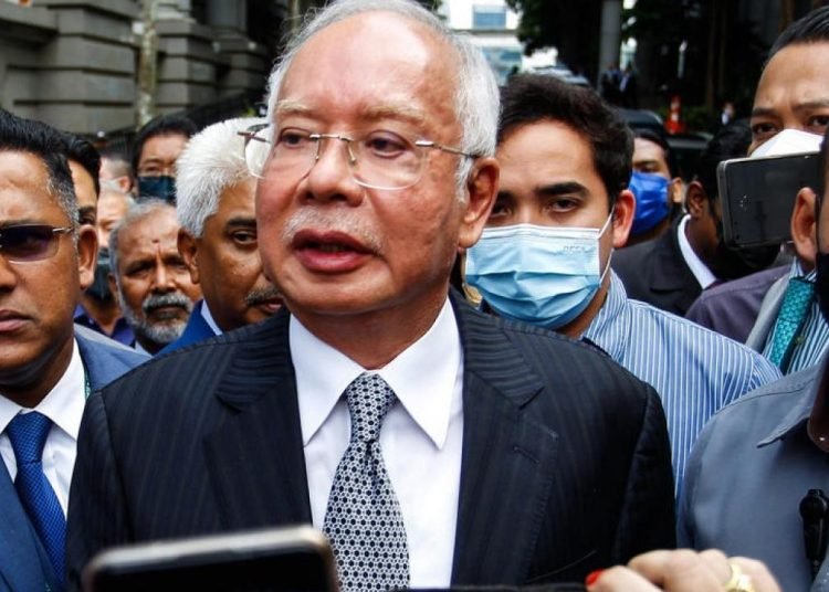 Necip Rezak’a verilen 12 yıllık hapis cezası onandı