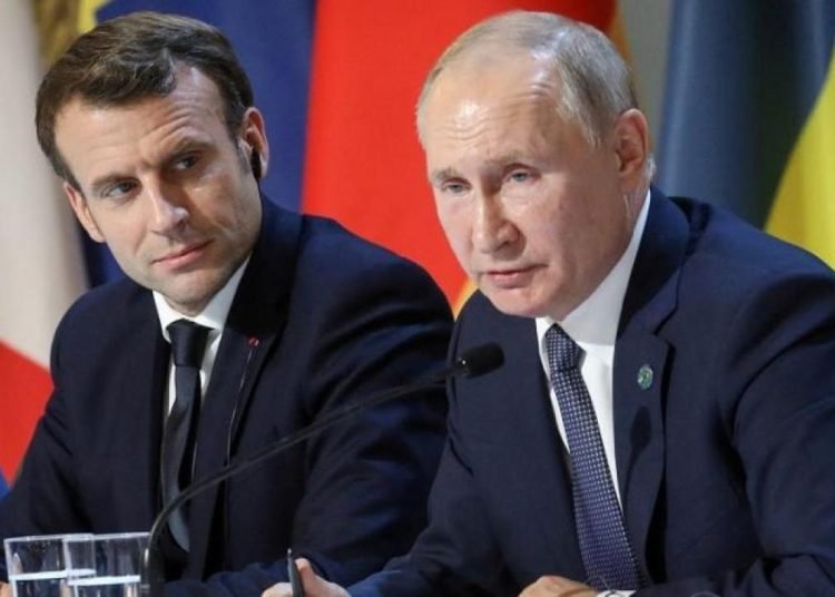 Putin ile Macron arasında kritik görüşme!