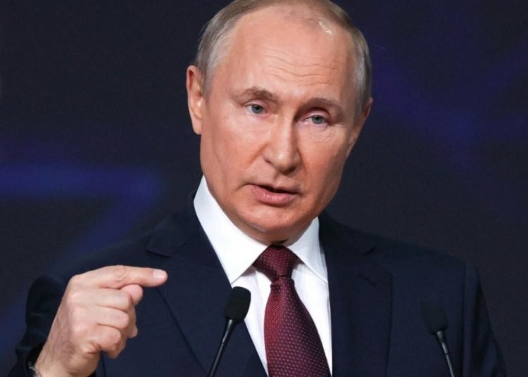 Putin, Şangay İşbirliği Örgütü Zirvesi’nde görüşmelerine başladı