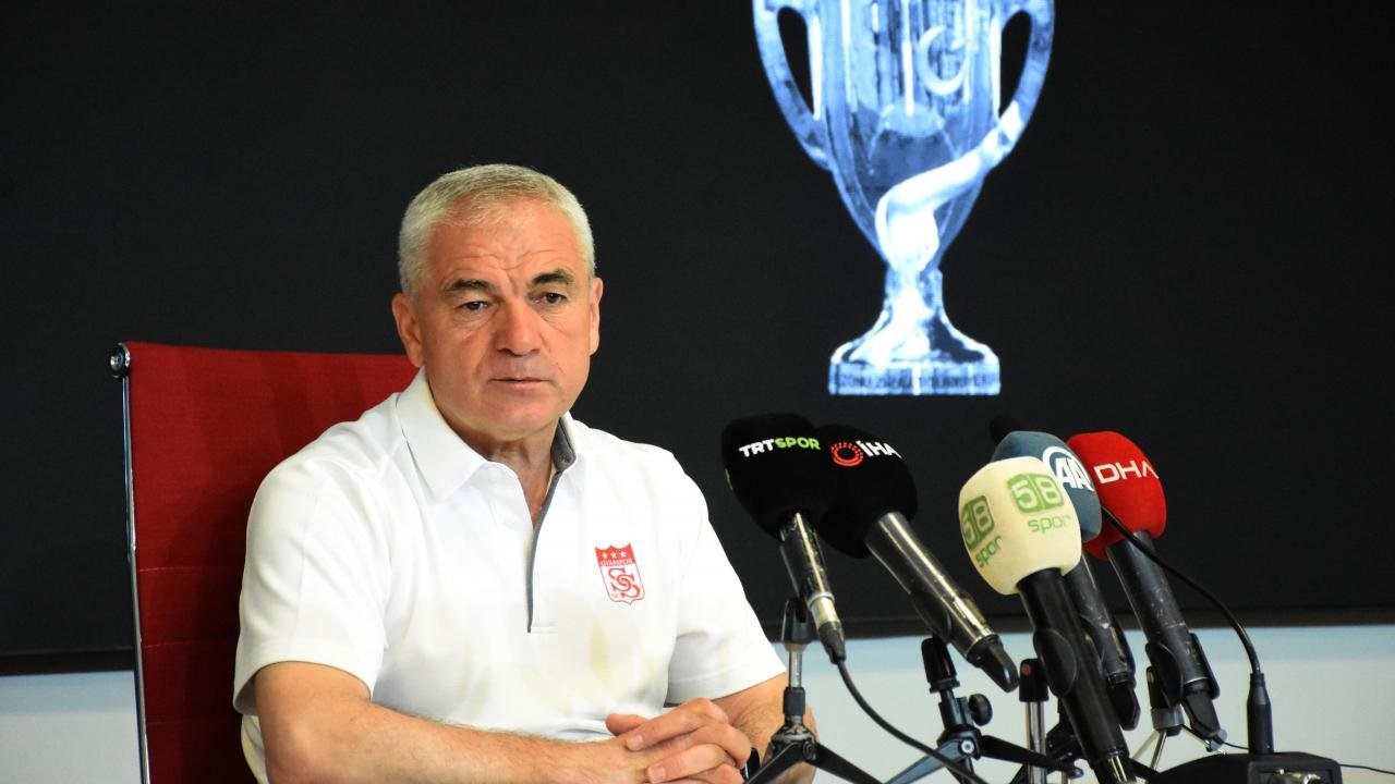 Rıza Çalımbay’dan Morutan açıklaması!