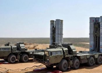 Rusya, Suriye’deki S-300’leri geri çekip Kırım’a yerleştirdi