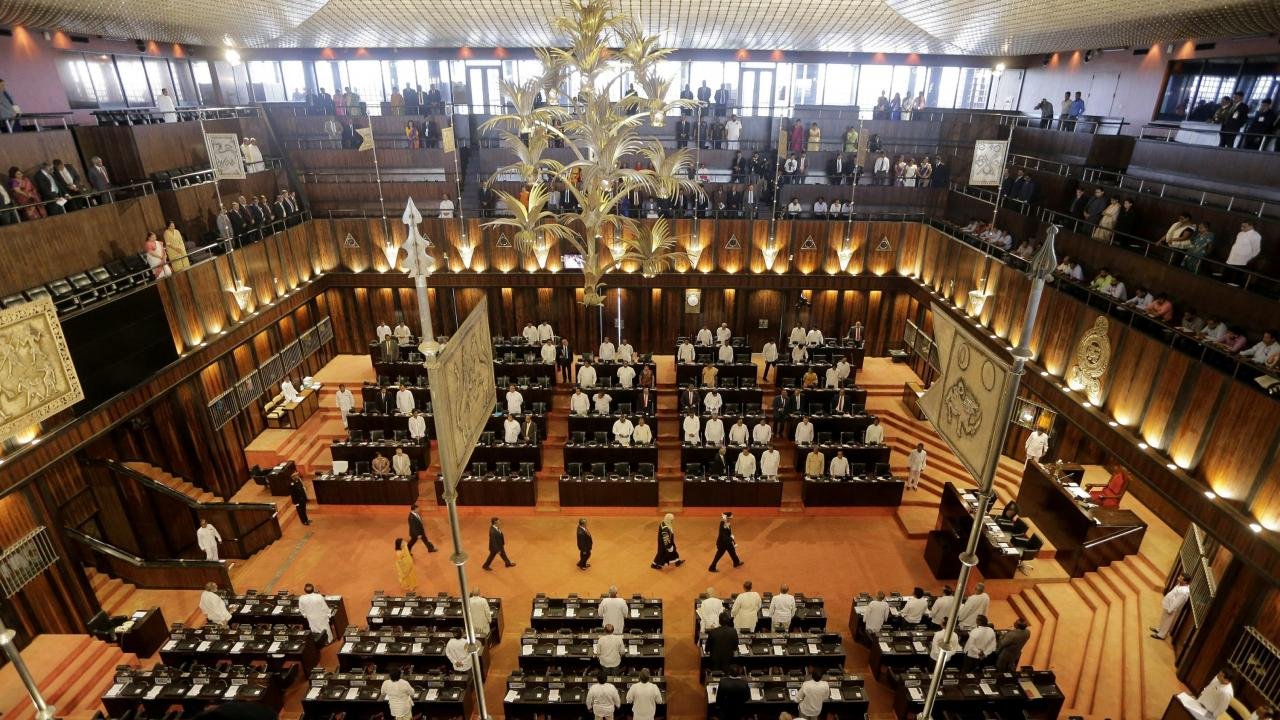 Sri Lanka bugün yeni devlet başkanını seçecek