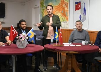 Türk asıllı siyasetçi, İsveç’ten Türkiye’nin taleplerinin karşılanmasını istedi