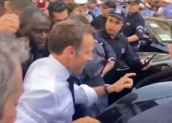 Türkiye’yi suçlayan Macron’a Cezayir’de büyük şok! Meydandan apar topar ayrıldı