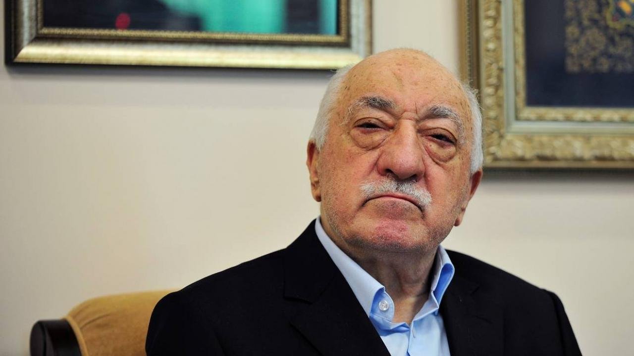 Yunan basınından dikkat çeken FETÖ itirafı