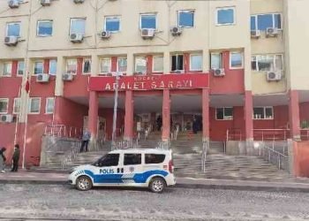 Kendilerini MİT Çalışanı Olarak Tanıtarak Dolandırdılar