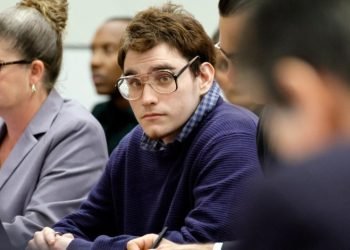 ABD’de 17 kişinin ölümüne neden olan okul saldırganı için jüri “ömür boyu hapis” istedi