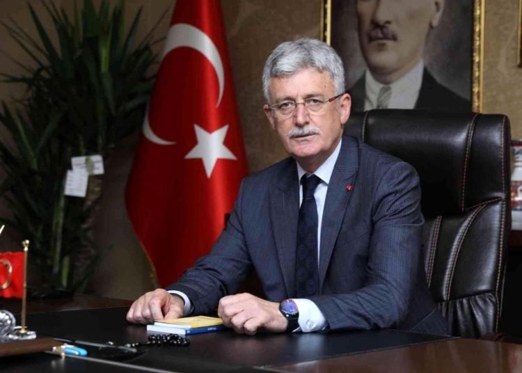 AK Parti Kocaeli İl Başkanı Mehmet Ellibeş, görevinden istifa etti