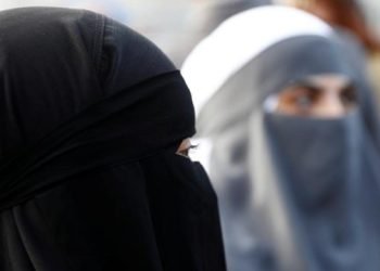 Amsterdam Belediye Meclisinden “burka yasağının kaldırılması” önerisi