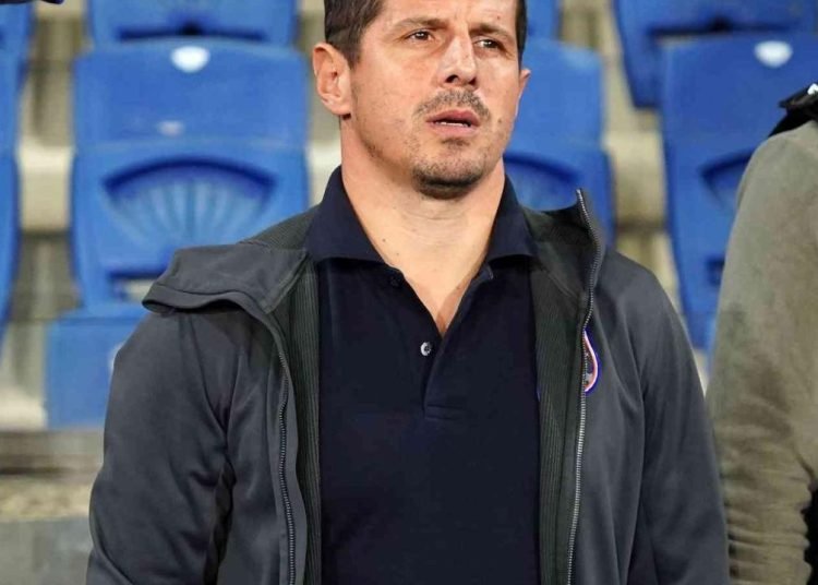 Başakşehir, Emre Belözoğlu ile uçuşa geçti